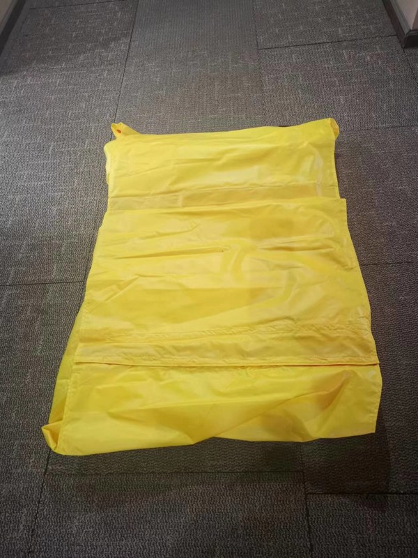 Produits d'isolation thermique automobile résistant au feu Matériau résistant à la chaleur 8*8m